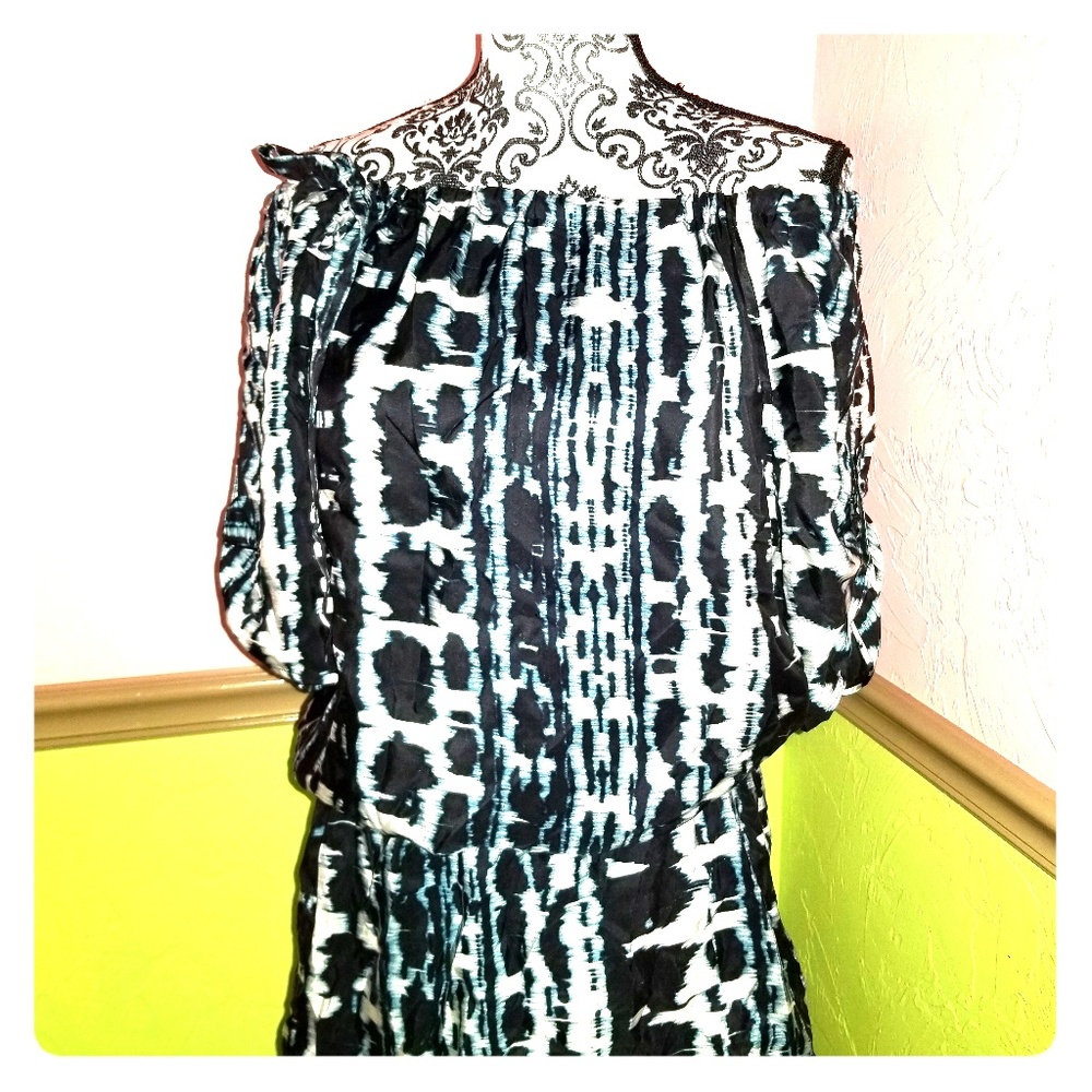 Guess by Marciano
